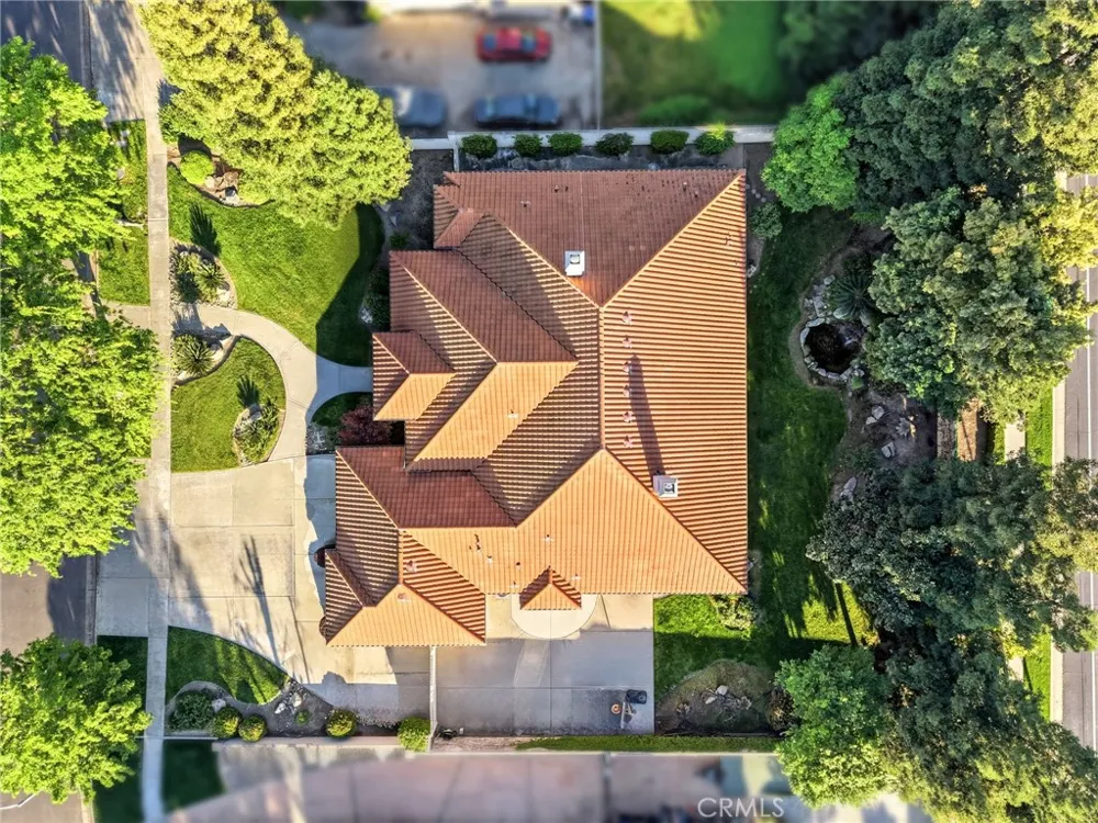 3403 E Vassar Court Visalia, CA 93292