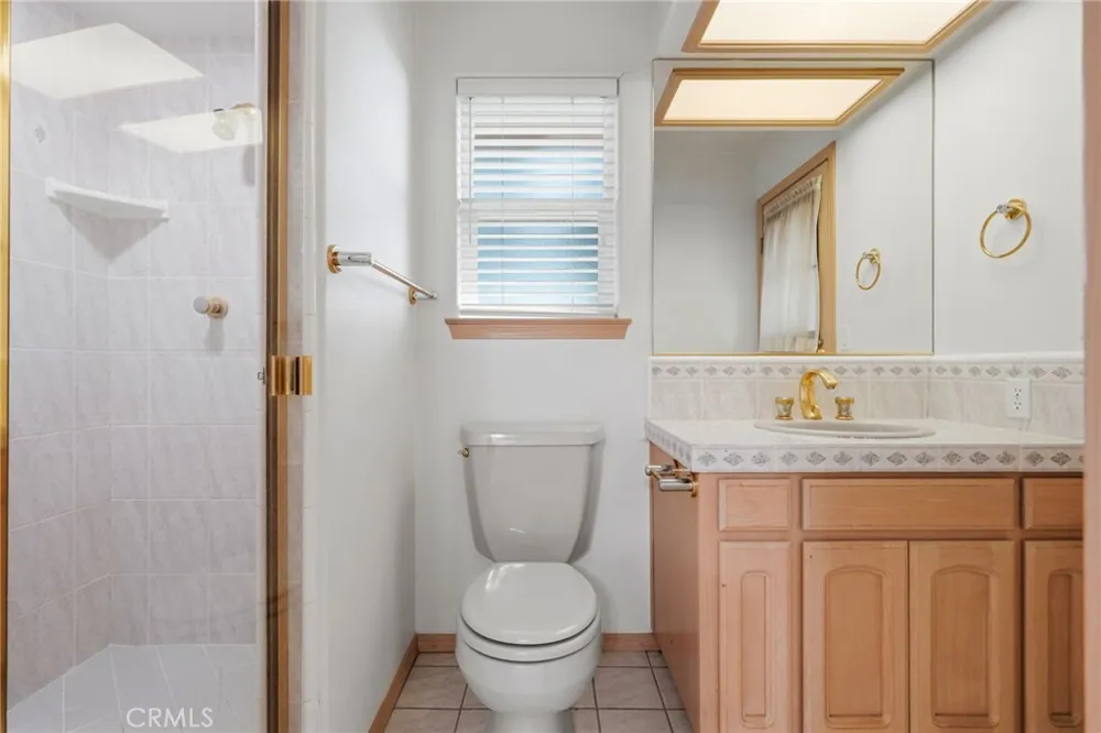 3403 E Vassar Court Visalia, CA 93292
