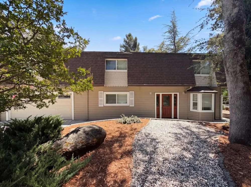 12007 Torrey Pines Drive Auburn, CA 95602