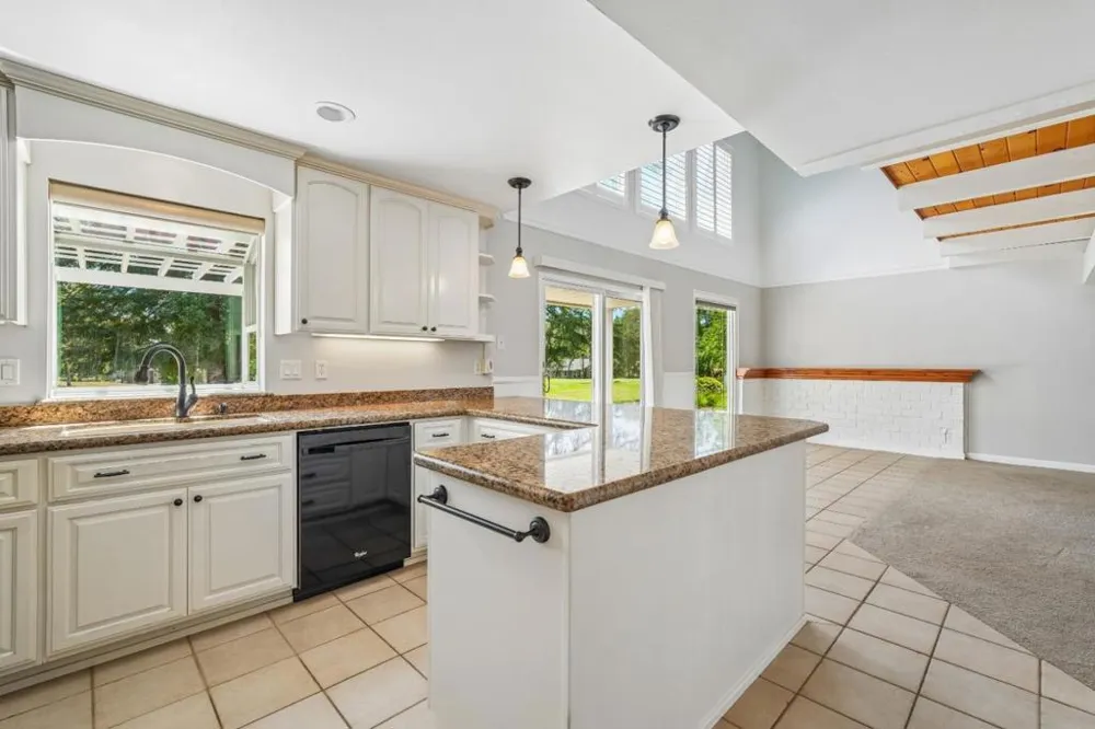 12007 Torrey Pines Drive Auburn, CA 95602