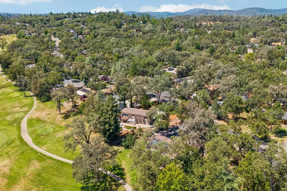 12007 Torrey Pines Drive Auburn, CA 95602