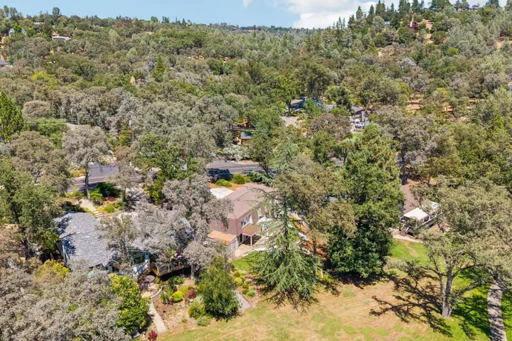 12007 Torrey Pines Drive Auburn, CA 95602