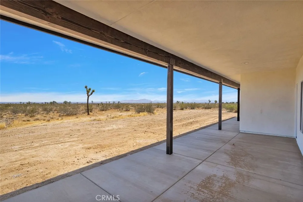 9210 Marco Road Phelan, CA 92371