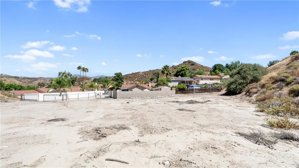15221 Poppy Meadow Canyon Country, CA 91387