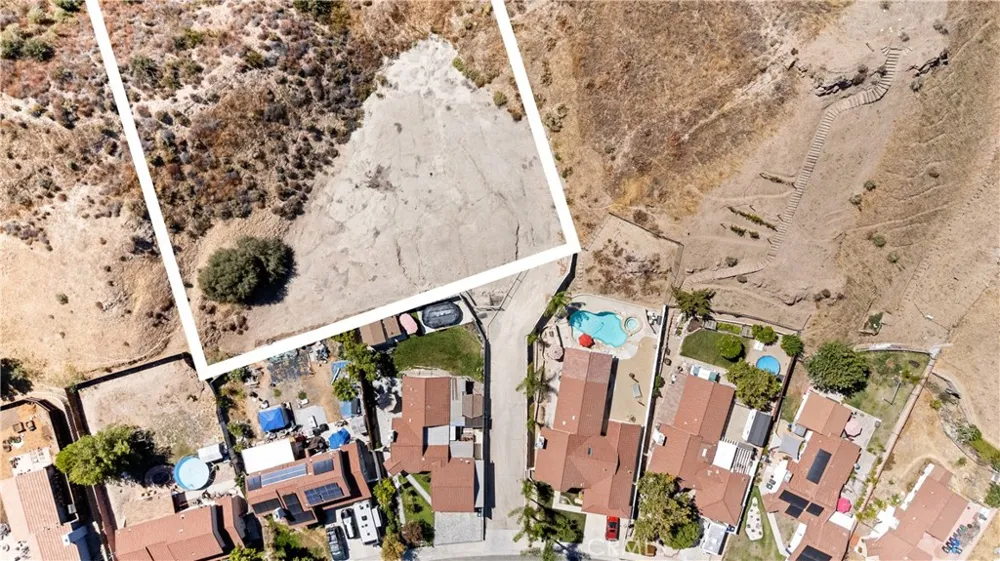 15221 Poppy Meadow Canyon Country, CA 91387