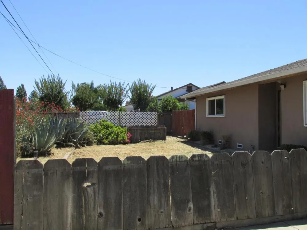 3020 Airline Highway Hollister, CA 95023