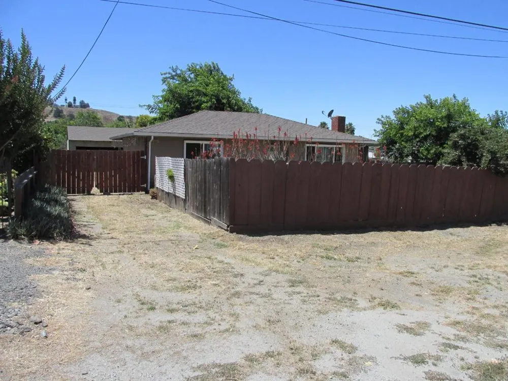 3020 Airline Highway Hollister, CA 95023