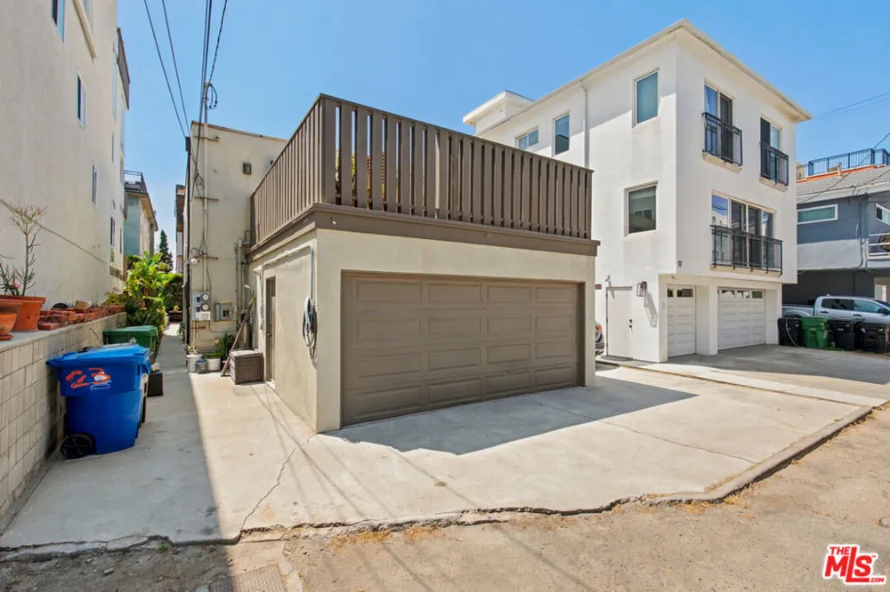 23 Privateer Street Marina del Rey, CA 90292