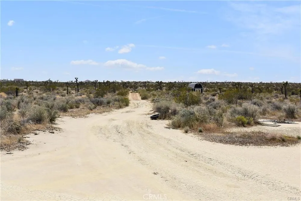 1 Clark St & N/O Champagne Ave Mojave, CA 93501