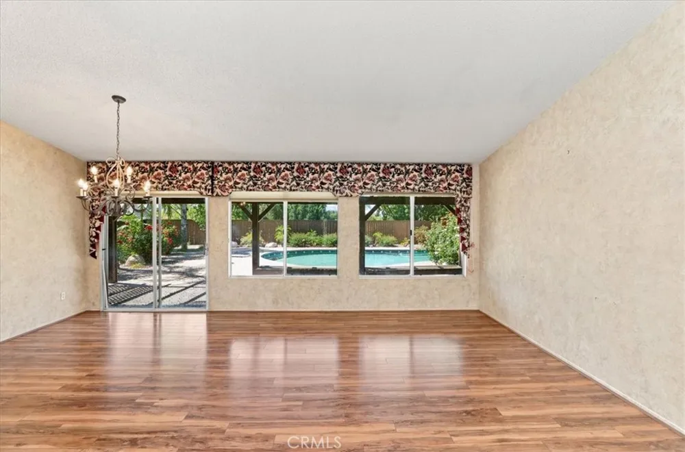 165 Cottonwood Avenue Riverside, CA 92506