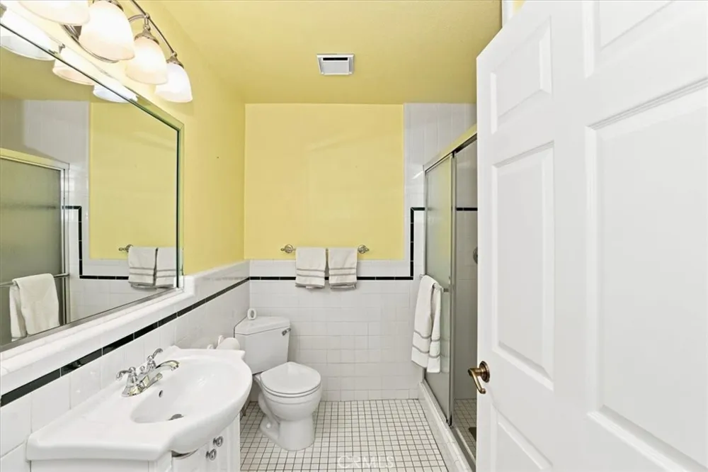 165 Cottonwood Avenue Riverside, CA 92506