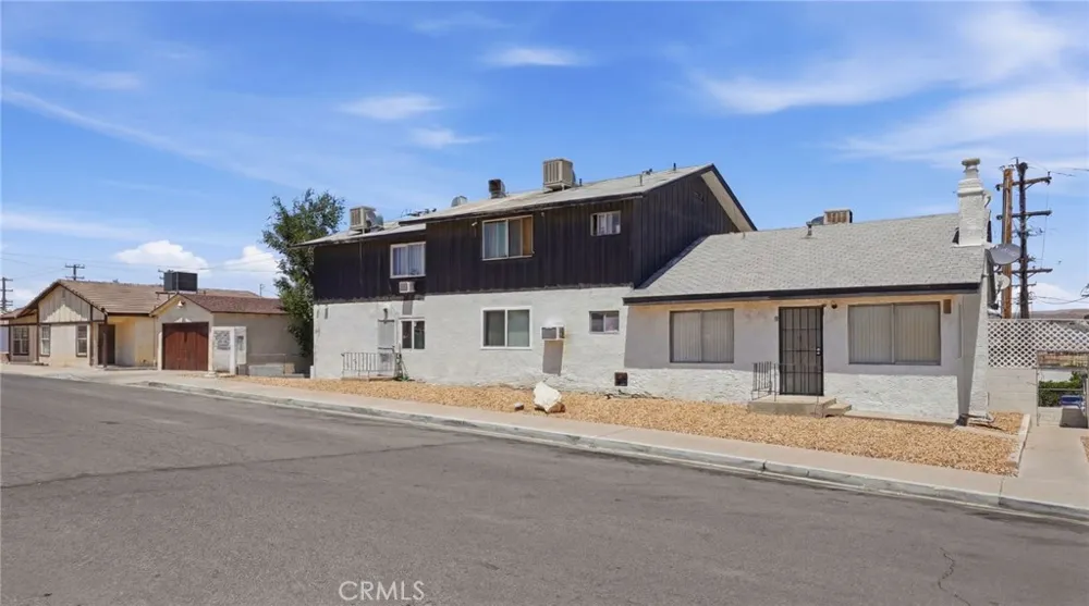 511 E Fredricks Barstow, CA 92311