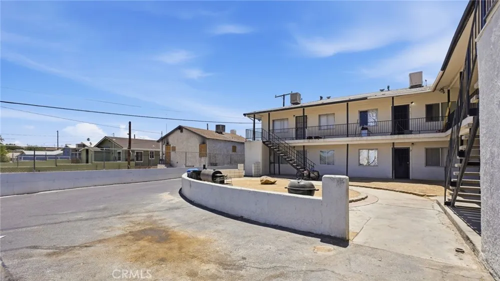 511 E Fredricks Barstow, CA 92311