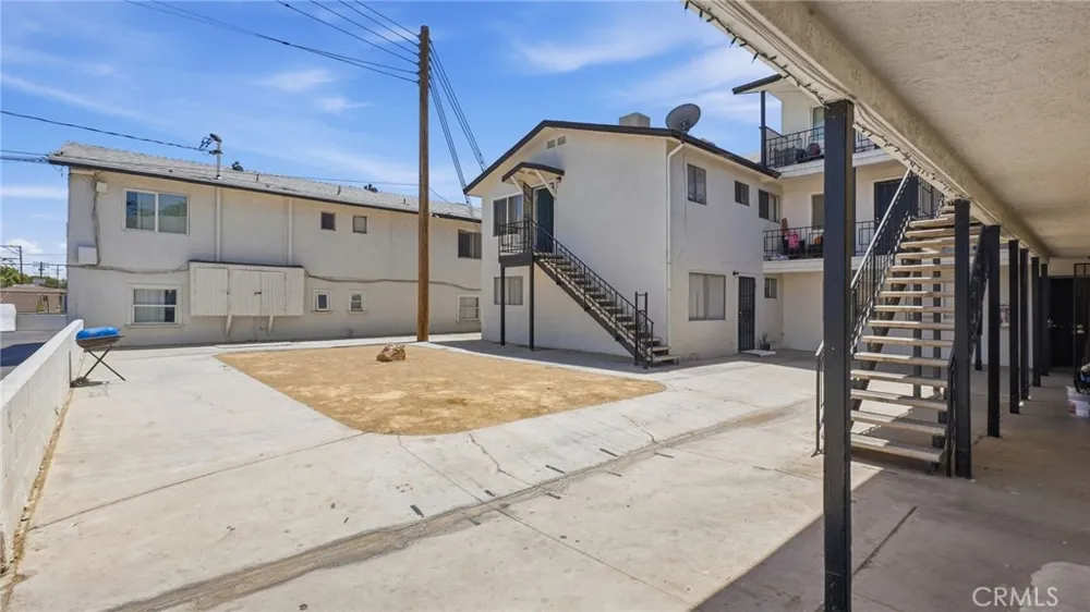 511 E Fredricks Barstow, CA 92311
