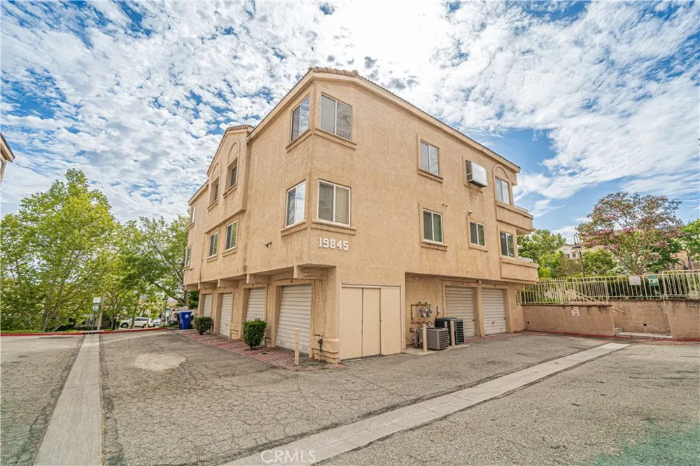 19845 Sandpiper Place #144 Newhall, CA 91321