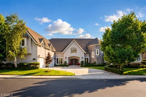 22187 Westcliff