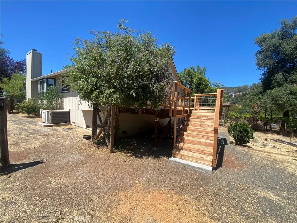16506 Ridgecrest Hidden Valley Lake, CA 95467