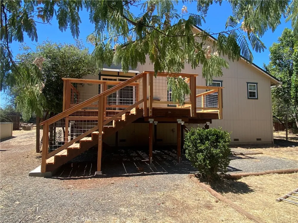 16506 Ridgecrest Hidden Valley Lake, CA 95467