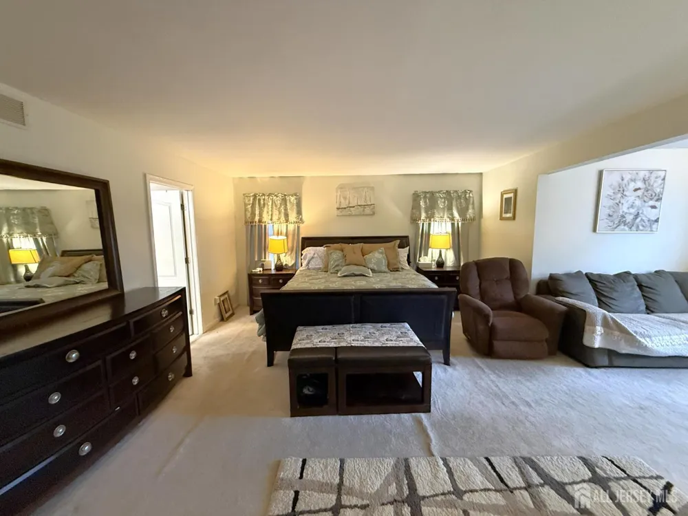54 Madison Avenue Old Bridge, NJ 08857