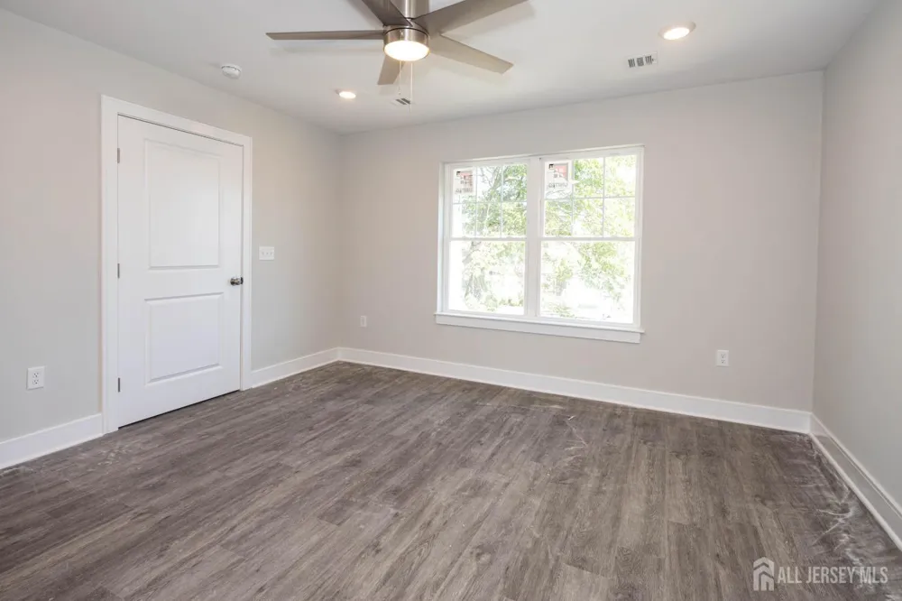 195 Greenwood Drive Old Bridge, NJ 08857