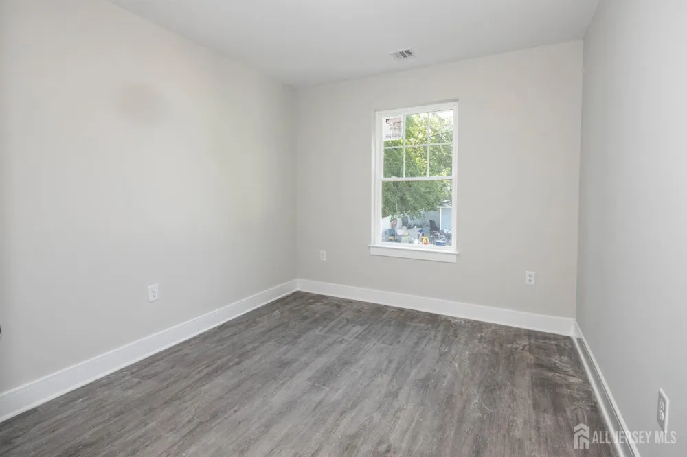 195 Greenwood Drive Old Bridge, NJ 08857
