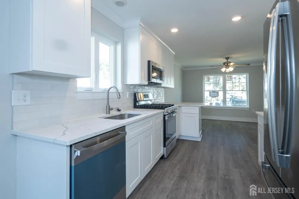 195 Greenwood Drive Old Bridge, NJ 08857