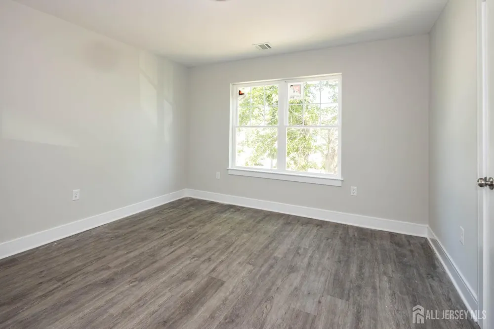 195 Greenwood Drive Old Bridge, NJ 08857