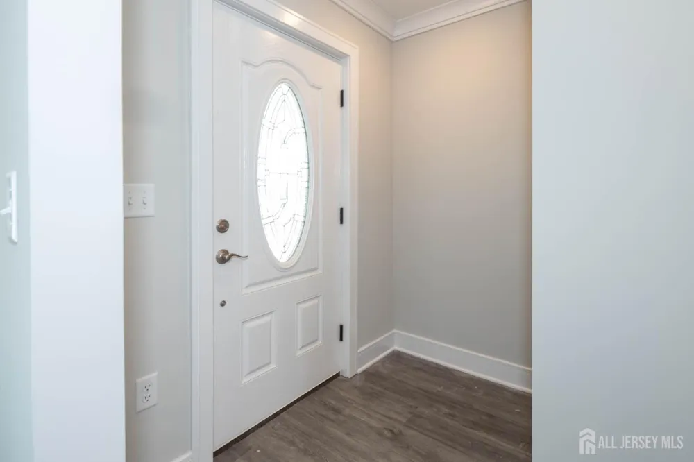 195 Greenwood Drive Old Bridge, NJ 08857