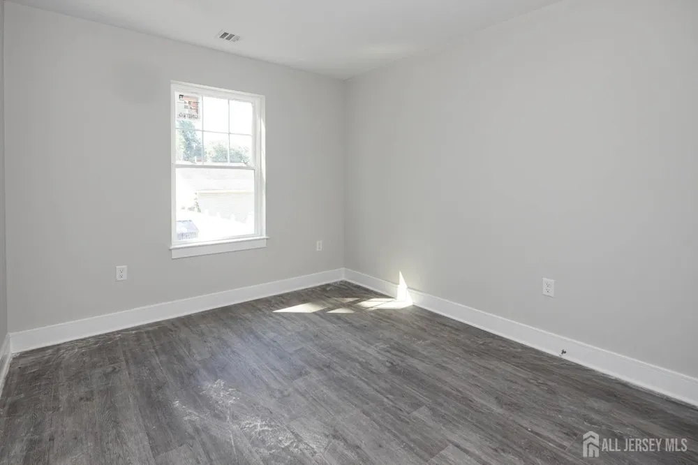 195 Greenwood Drive Old Bridge, NJ 08857