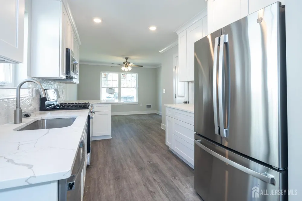 195 Greenwood Drive Old Bridge, NJ 08857