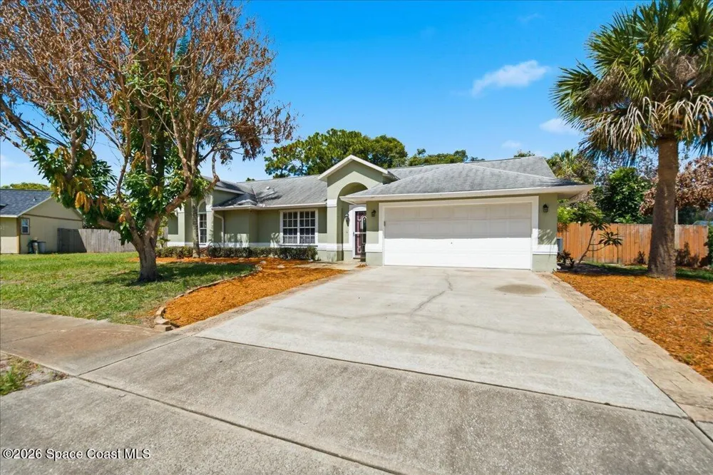 813 Emerald Way Rockledge, FL 32955