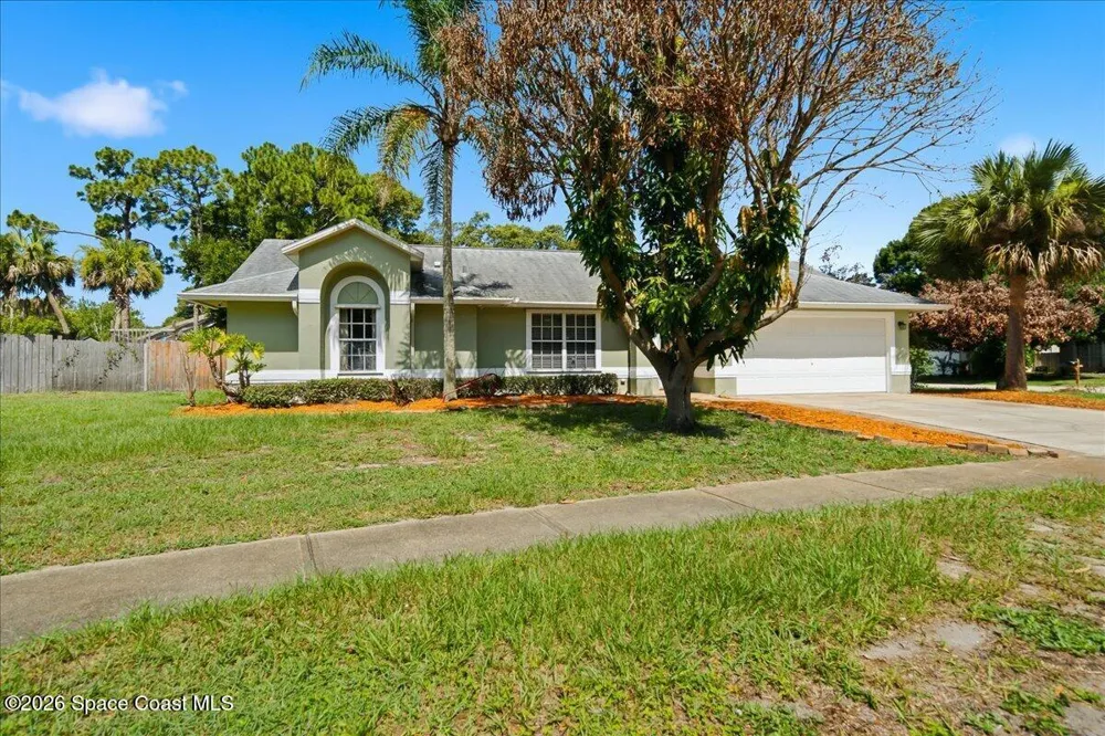 813 Emerald Way Rockledge, FL 32955