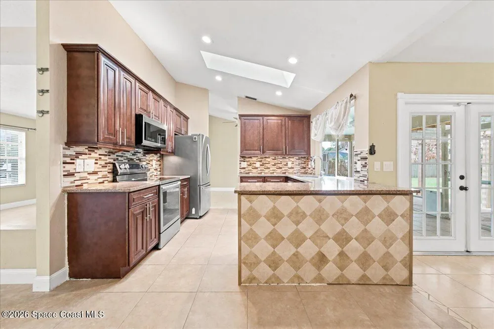 813 Emerald Way Rockledge, FL 32955