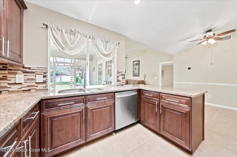 813 Emerald Way Rockledge, FL 32955