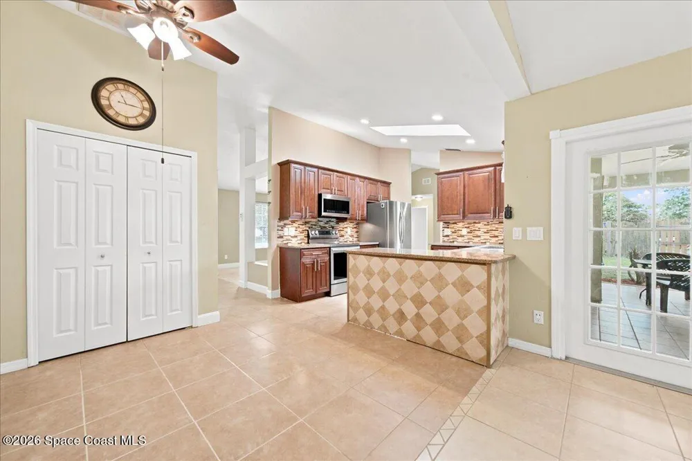 813 Emerald Way Rockledge, FL 32955