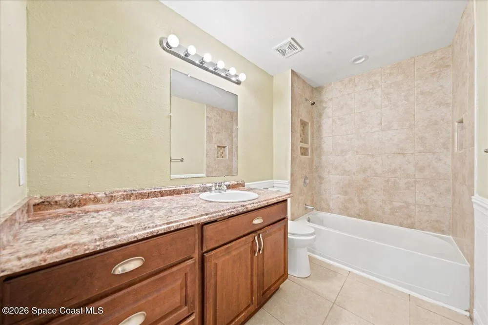813 Emerald Way Rockledge, FL 32955