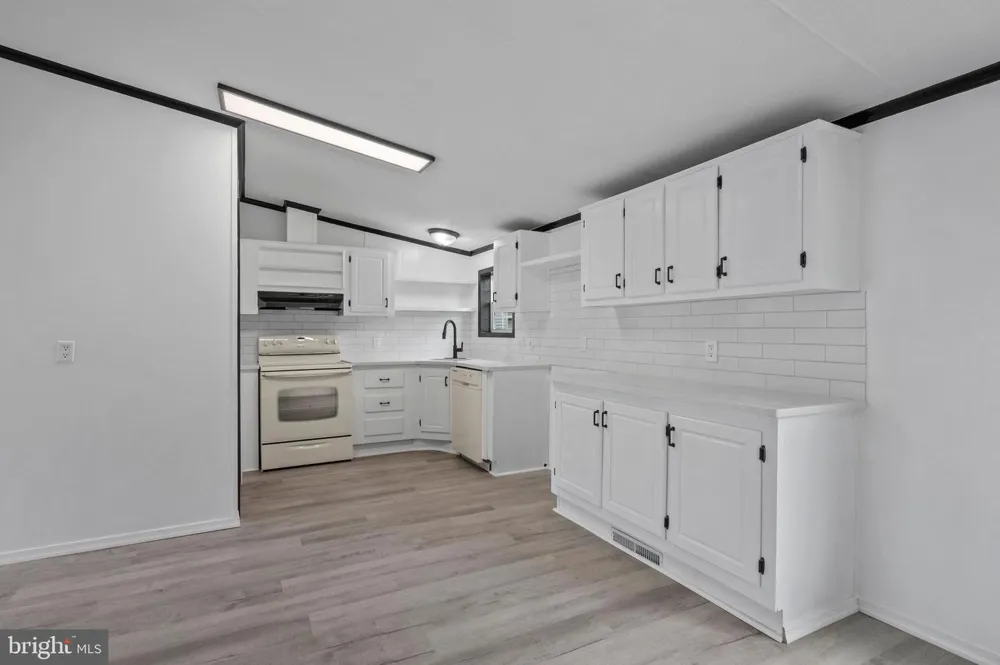 138 HEISTER ROAD Birdsboro, PA 19508