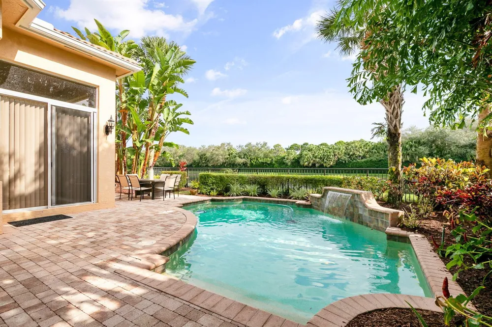 130 Andalusia Way Palm Beach Gardens, FL 33418
