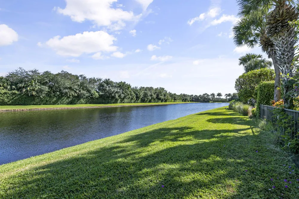130 Andalusia Way Palm Beach Gardens, FL 33418