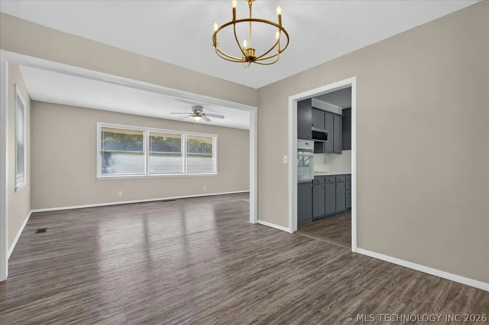 833 Winding Way Bartlesville, OK 74006