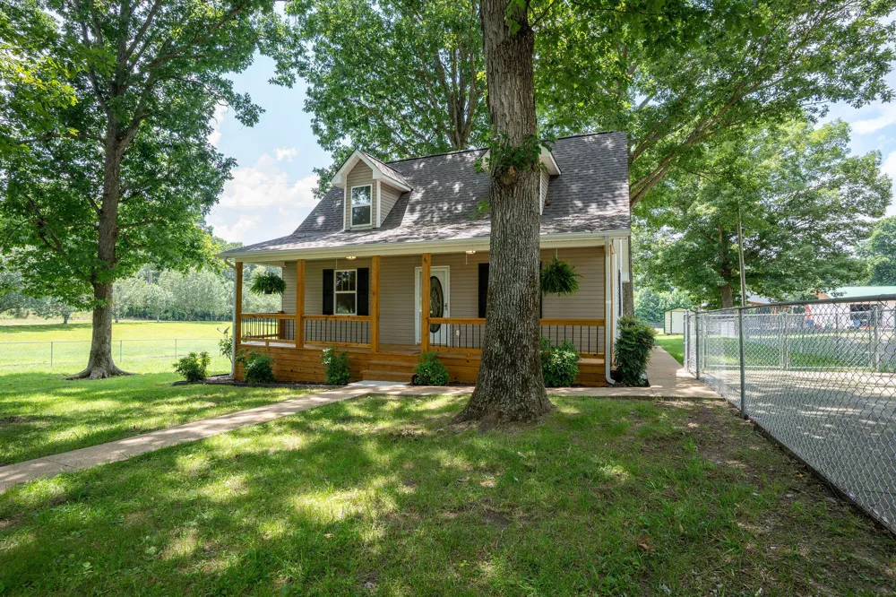 27 County Road 788 Ider, AL 35981