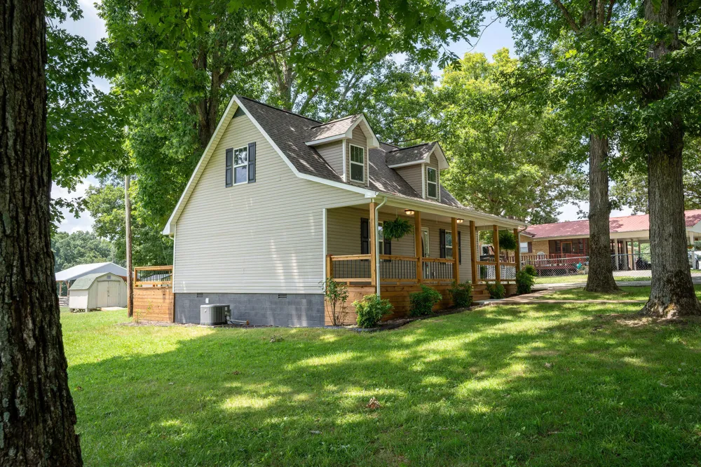 27 County Road 788 Ider, AL 35981