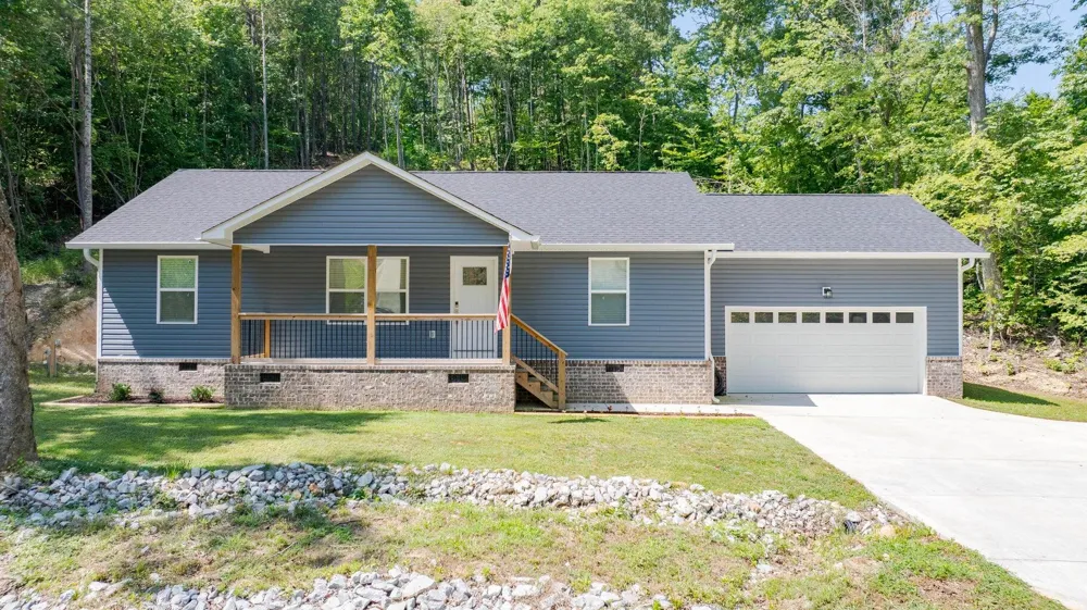 380 Earl Broady Road Evensville, TN 37332