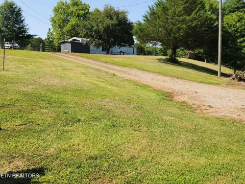 2738 Highway 39w