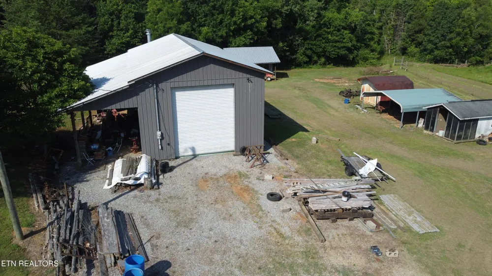 2738 Highway 39w Athens, TN 37303