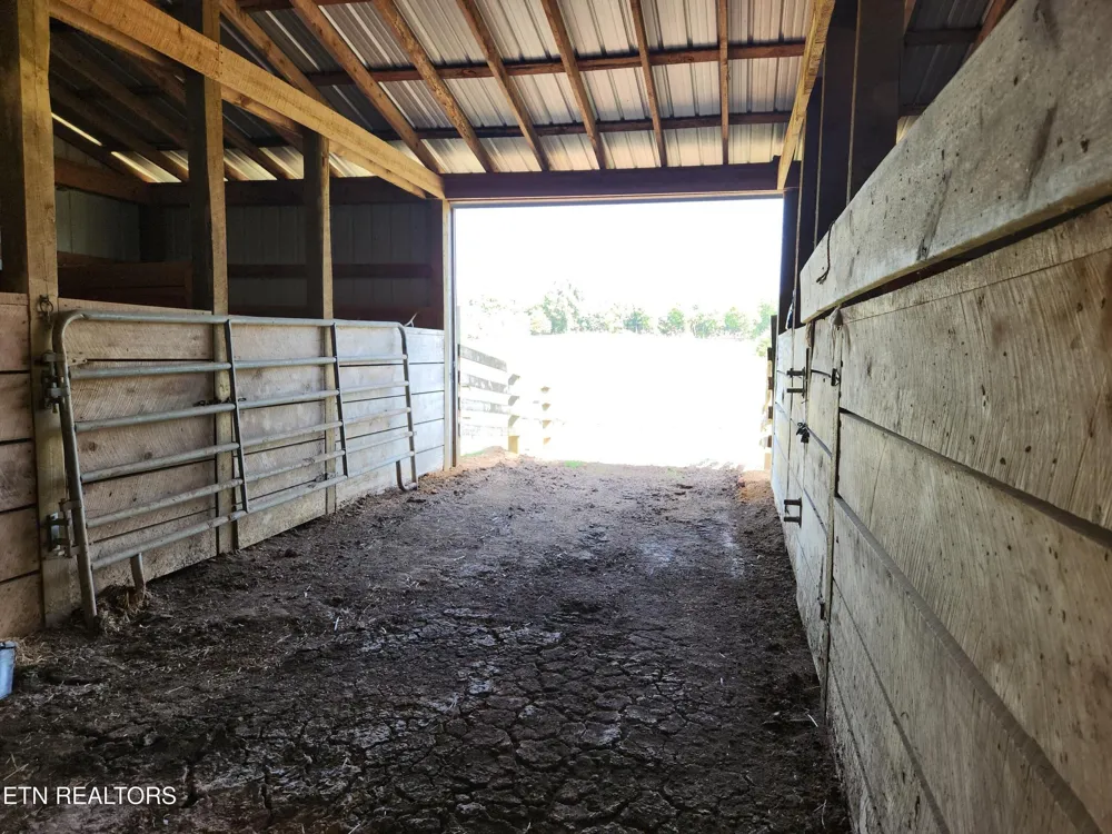 2738 Highway 39w Athens, TN 37303