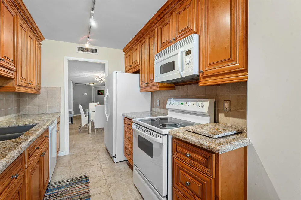 4200 Ocean Drive #2-201 Singer Island, FL 33404