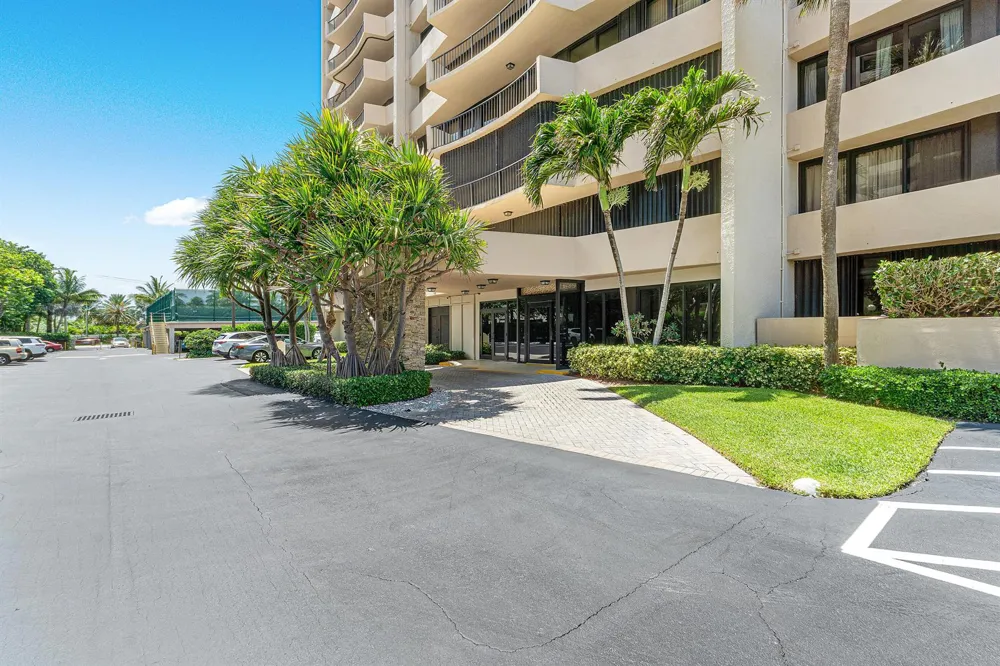 4200 Ocean Drive #2-201 Singer Island, FL 33404