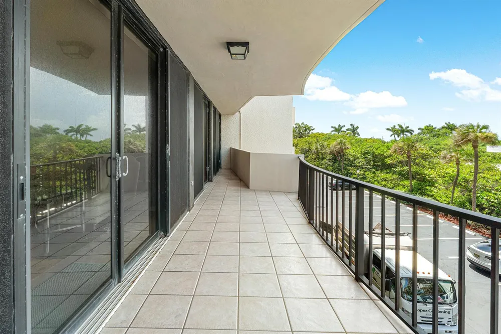4200 Ocean Drive #2-201 Singer Island, FL 33404
