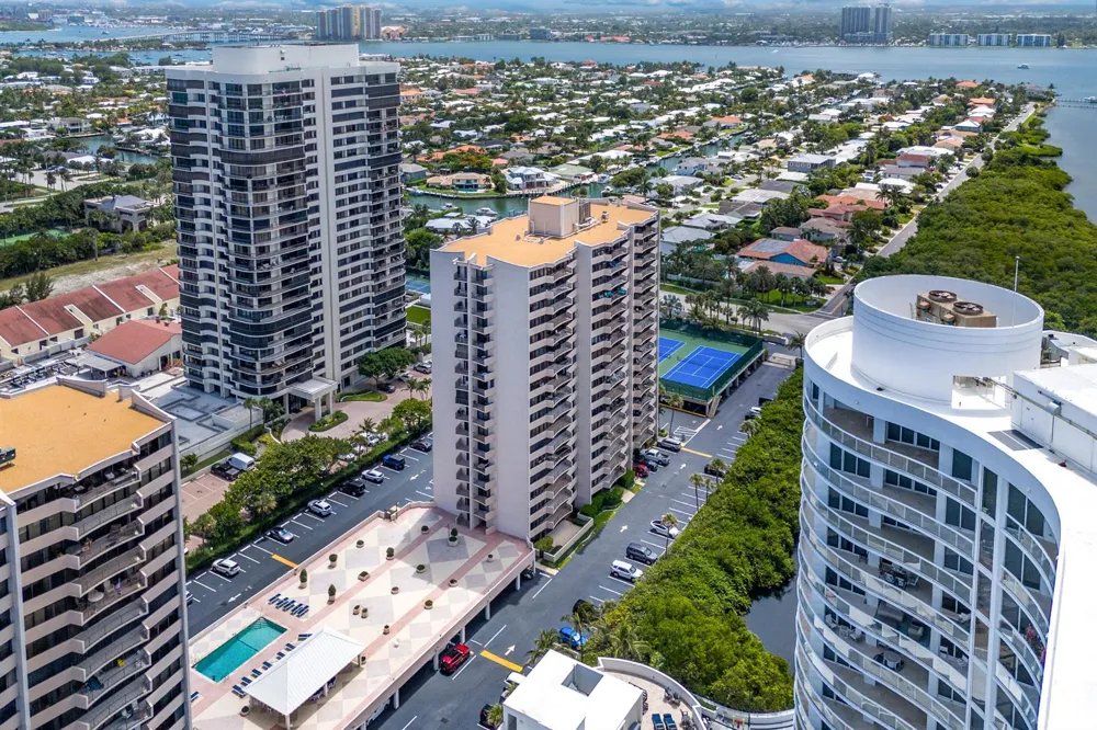 4200 Ocean Drive #2-201 Singer Island, FL 33404